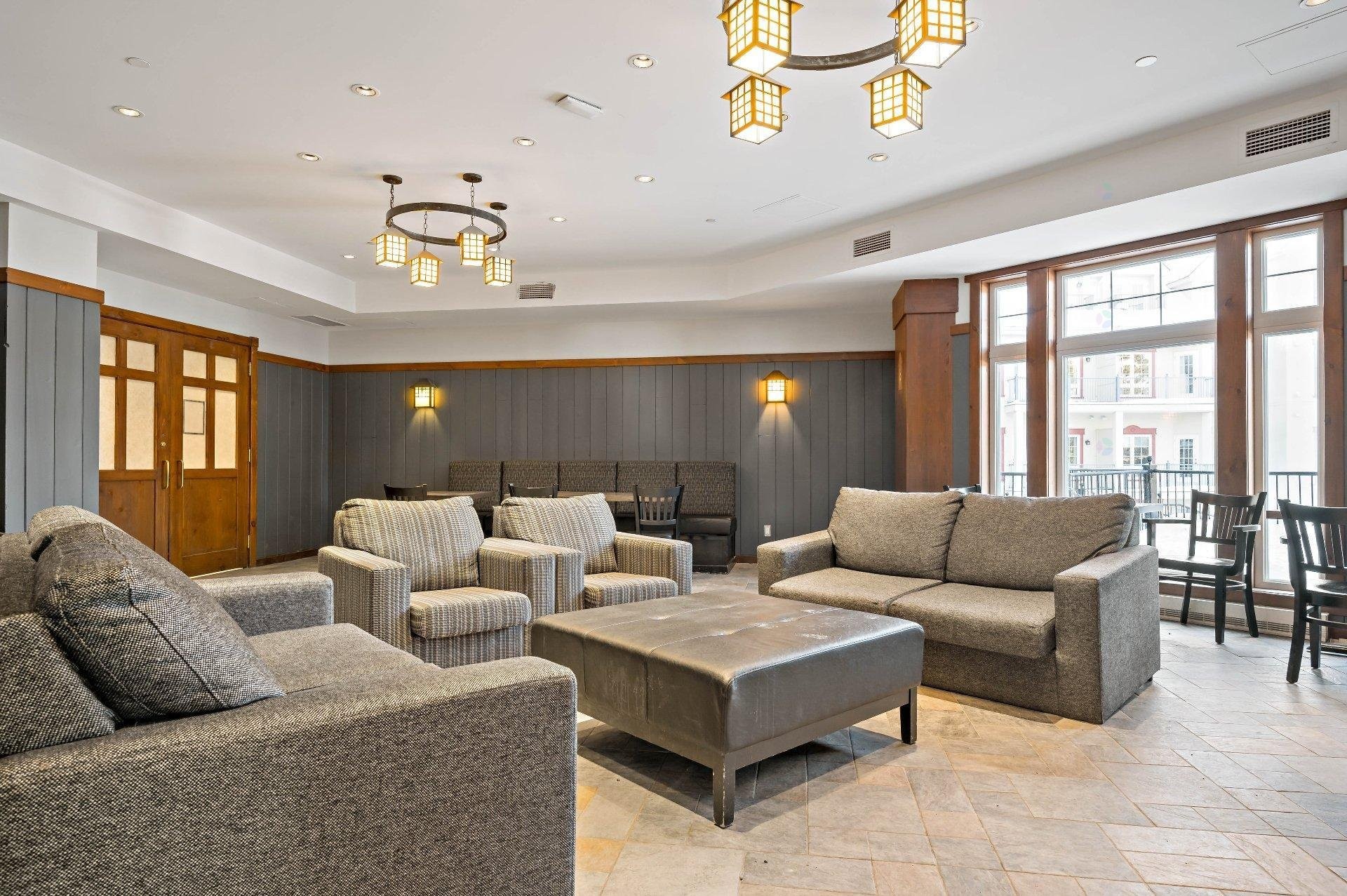 









151


Ch. du Curé-Deslauriers

, 320,
Mont-Tremblant,




QC
J8E1C9

