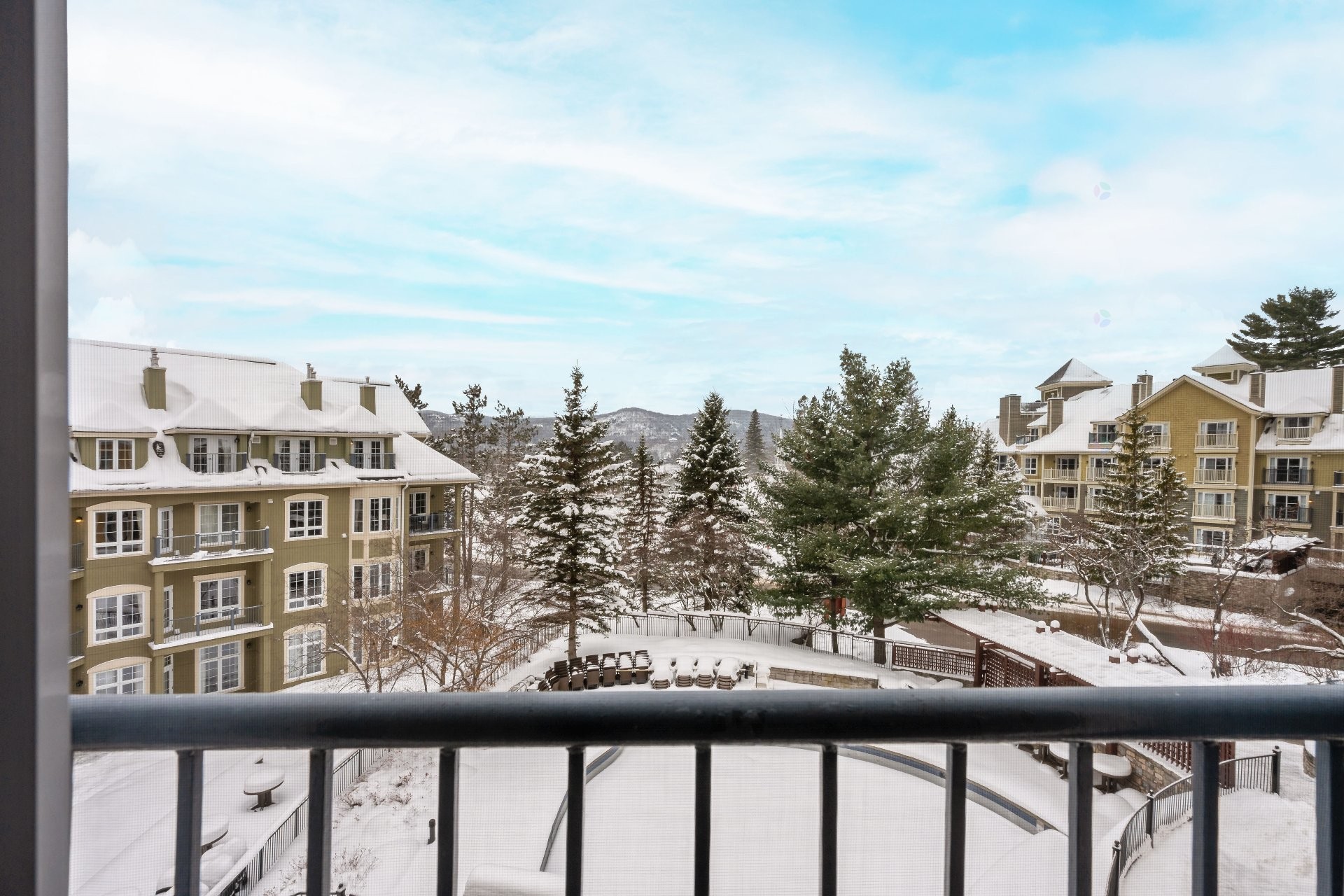 









151


Ch. du Curé-Deslauriers

, 320,
Mont-Tremblant,




QC
J8E1C9

