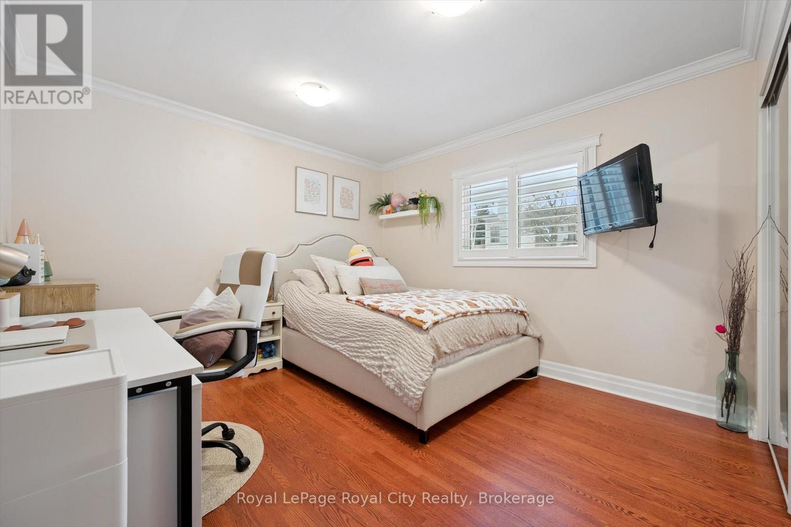 












78 CALLANDER DRIVE

,
Guelph (General Hospital),




Ontario
N1E4H8

