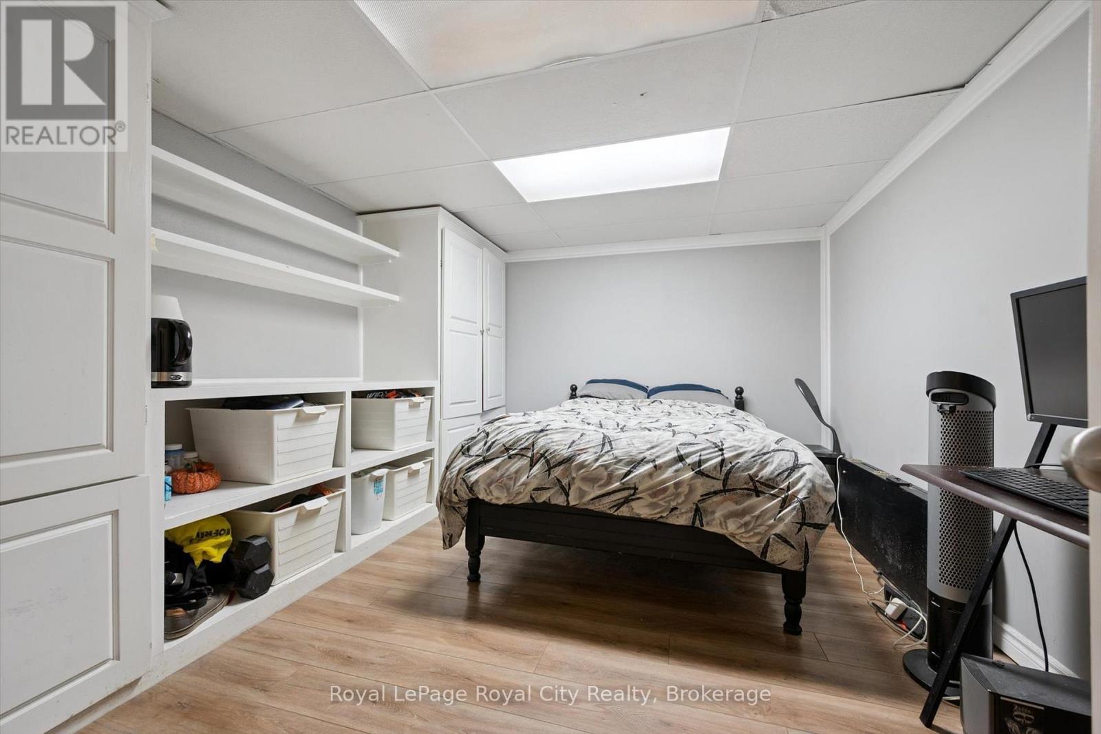 












78 CALLANDER DRIVE

,
Guelph (General Hospital),




Ontario
N1E4H8

