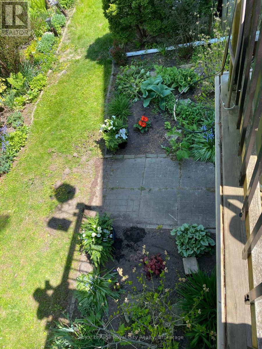 












78 CALLANDER DRIVE

,
Guelph (General Hospital),




Ontario
N1E4H8

