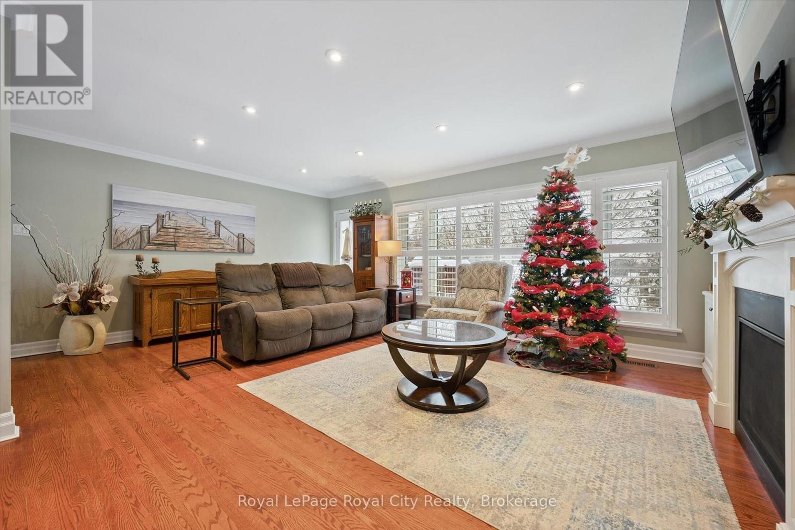 












78 CALLANDER DRIVE

,
Guelph (General Hospital),




Ontario
N1E4H8

