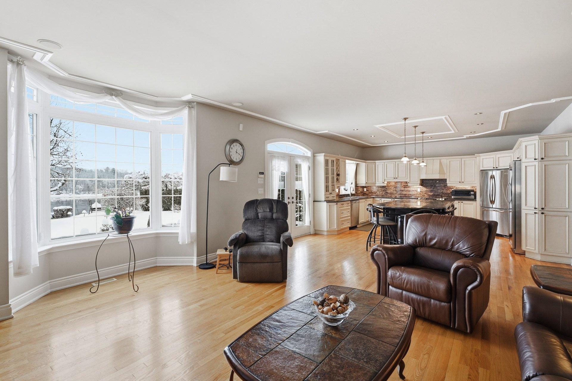 









21


Rue de l'Anse-aux-Bateaux

,
Gatineau (Hull),




QC
J8Z3P3

