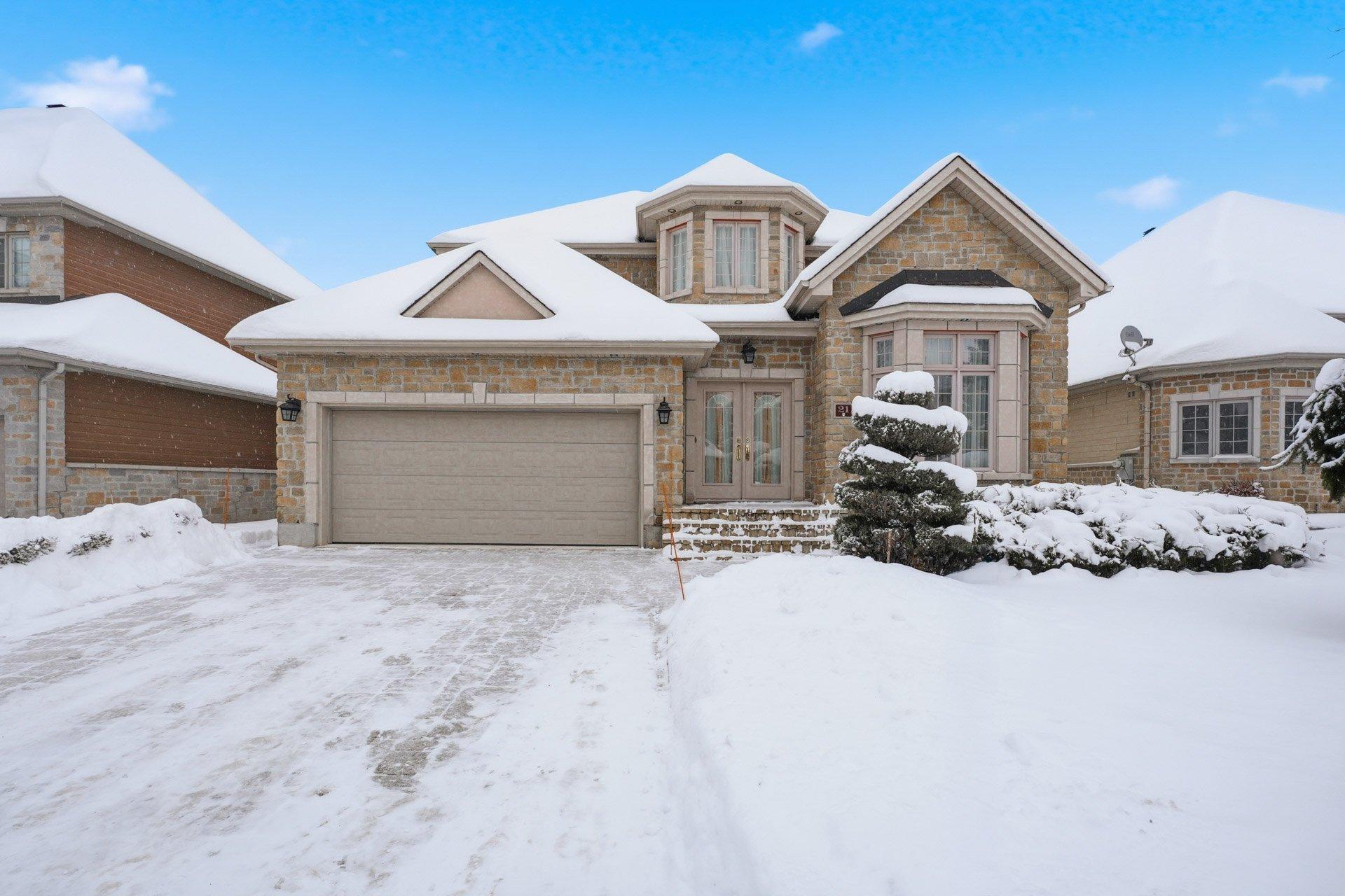 









21


Rue de l'Anse-aux-Bateaux

,
Gatineau (Hull),




QC
J8Z3P3

