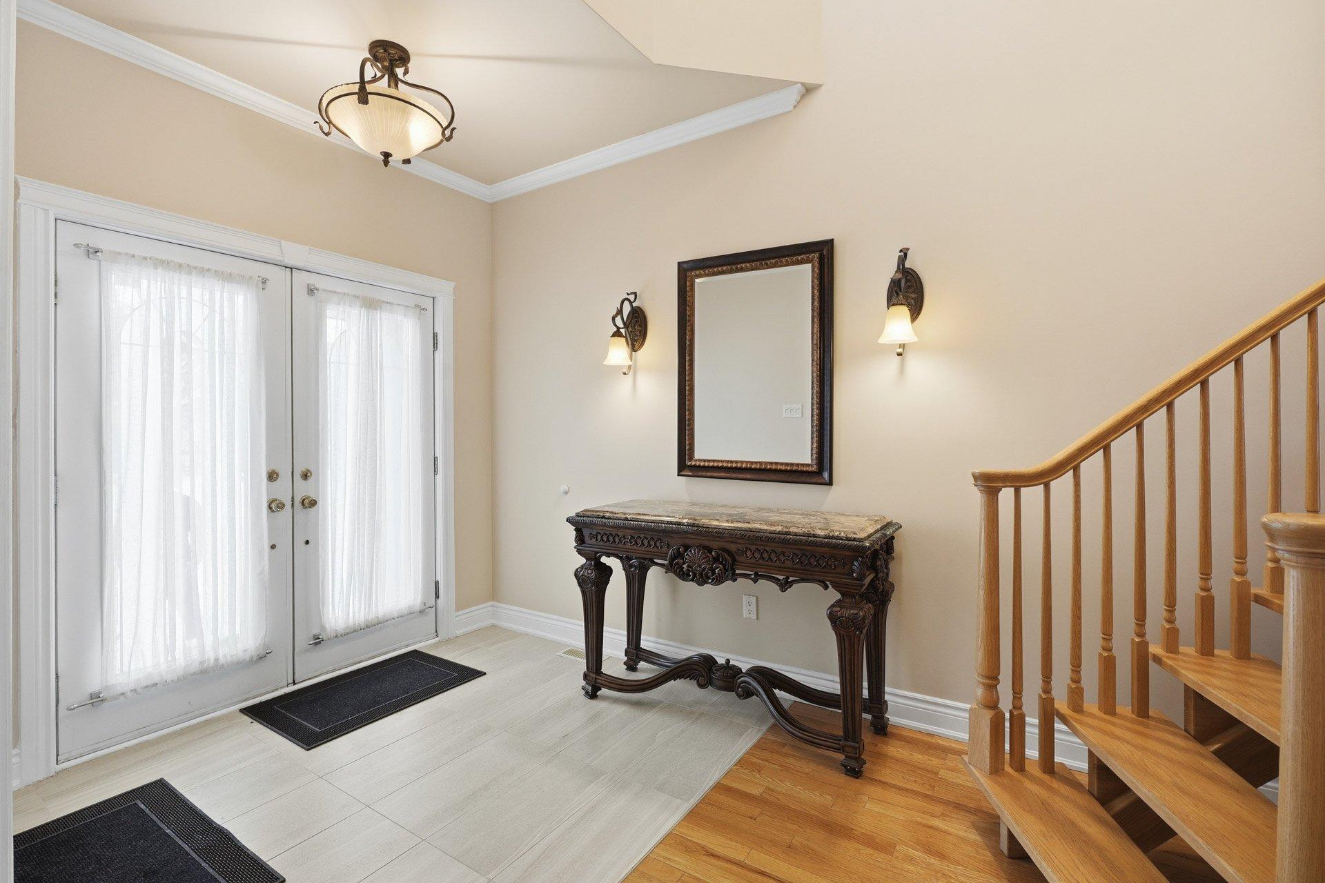 









21


Rue de l'Anse-aux-Bateaux

,
Gatineau (Hull),




QC
J8Z3P3

