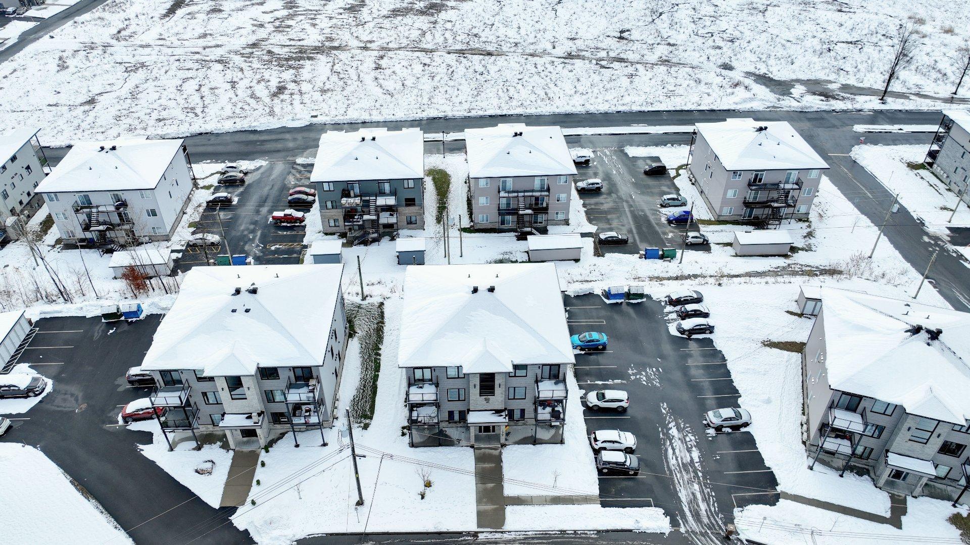 









179


Rue de Toronto

,
Cowansville,




QC
J2K3H3

