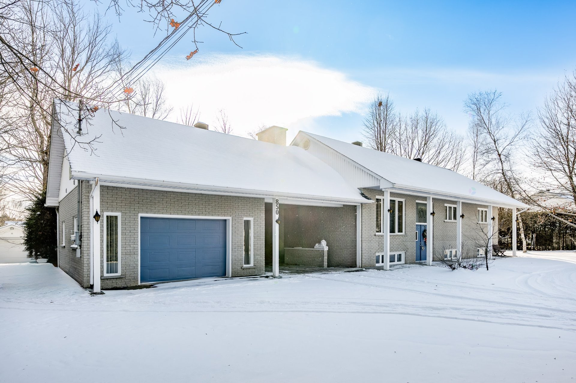 









850


Av. du Parc

,
Sherbrooke (Brompton/Rock Forest/Saint-Élie/Deauville),




QC
J1N3N8

