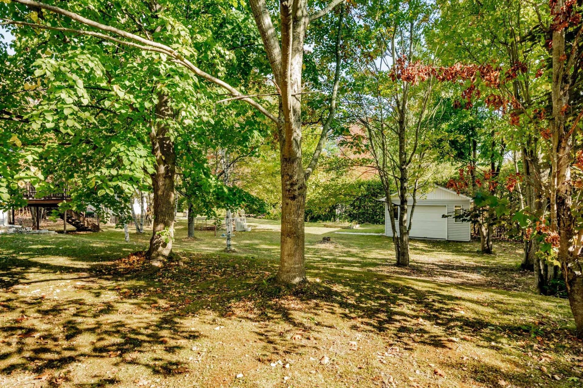 









850


Av. du Parc

,
Sherbrooke (Brompton/Rock Forest/Saint-Élie/Deauville),




QC
J1N3N8

