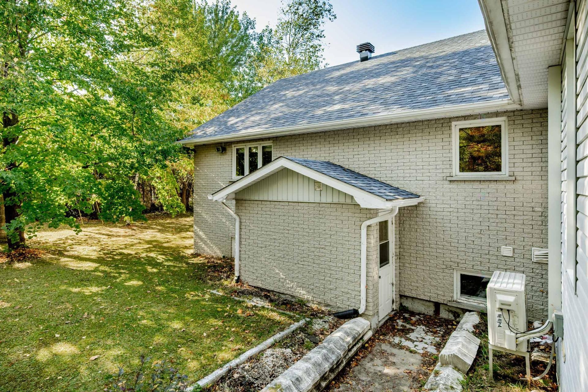 









850


Av. du Parc

,
Sherbrooke (Brompton/Rock Forest/Saint-Élie/Deauville),




QC
J1N3N8

