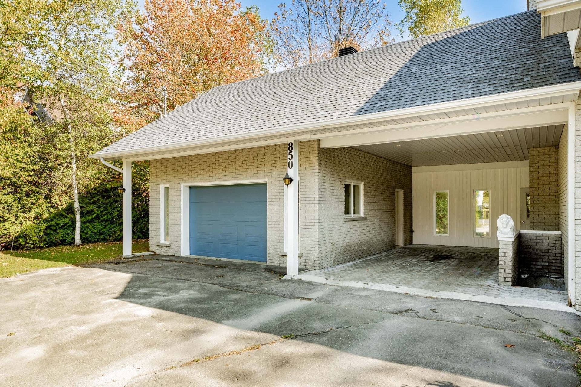 









850


Av. du Parc

,
Sherbrooke (Brompton/Rock Forest/Saint-Élie/Deauville),




QC
J1N3N8

