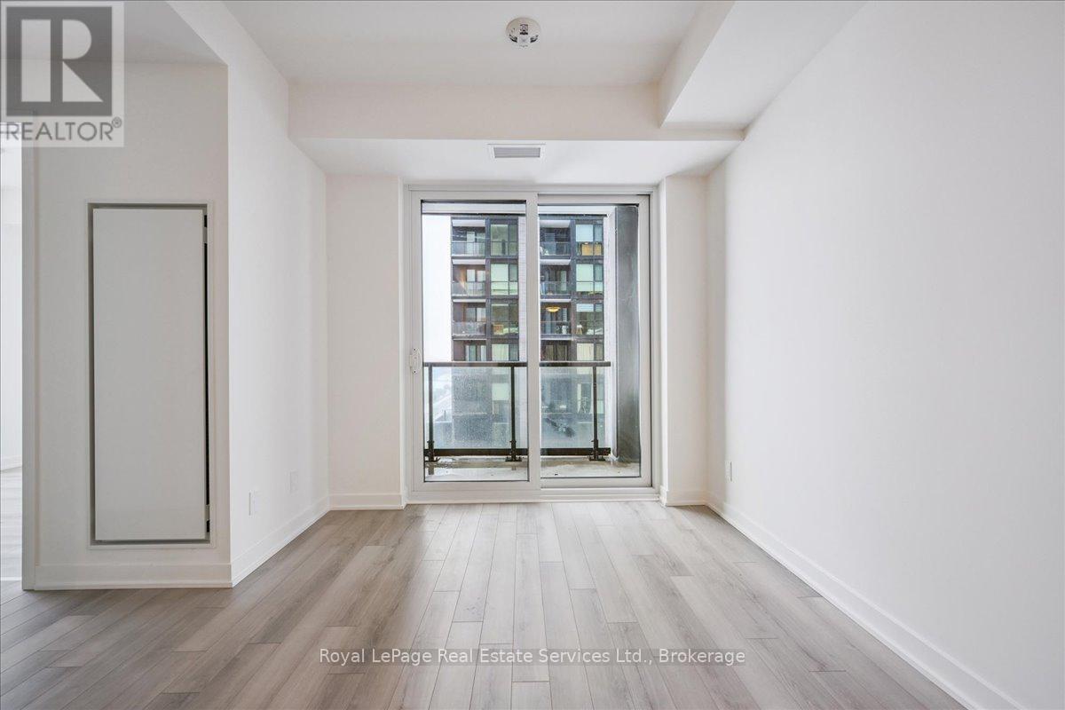 












910B - 3071 TRAFALGAR ROAD

,
Oakville (JM Joshua Meadows),




Ontario
L6H8C6

