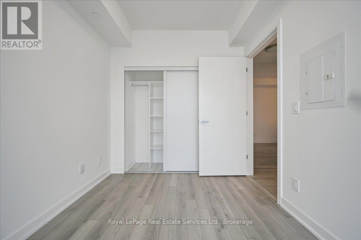 












910B - 3071 TRAFALGAR ROAD

,
Oakville (JM Joshua Meadows),




Ontario
L6H8C6

