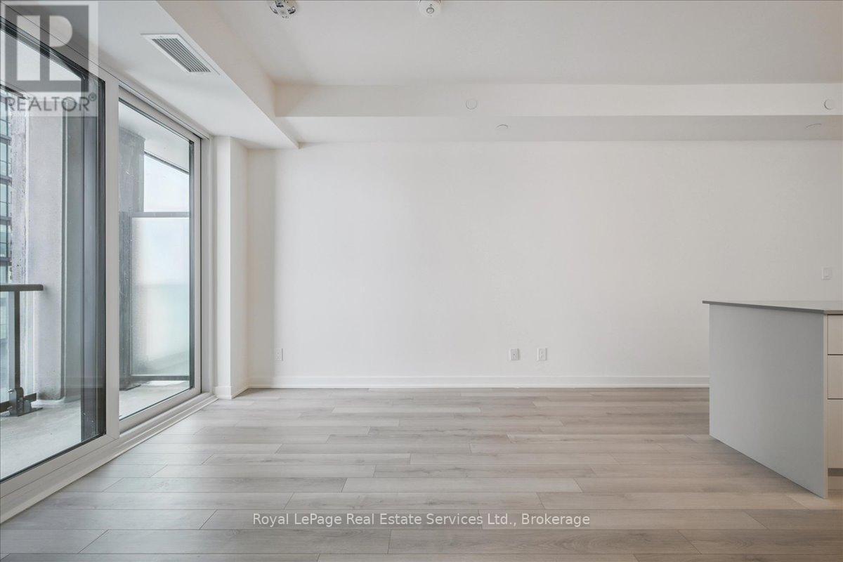 












910B - 3071 TRAFALGAR ROAD

,
Oakville (JM Joshua Meadows),




Ontario
L6H8C6

