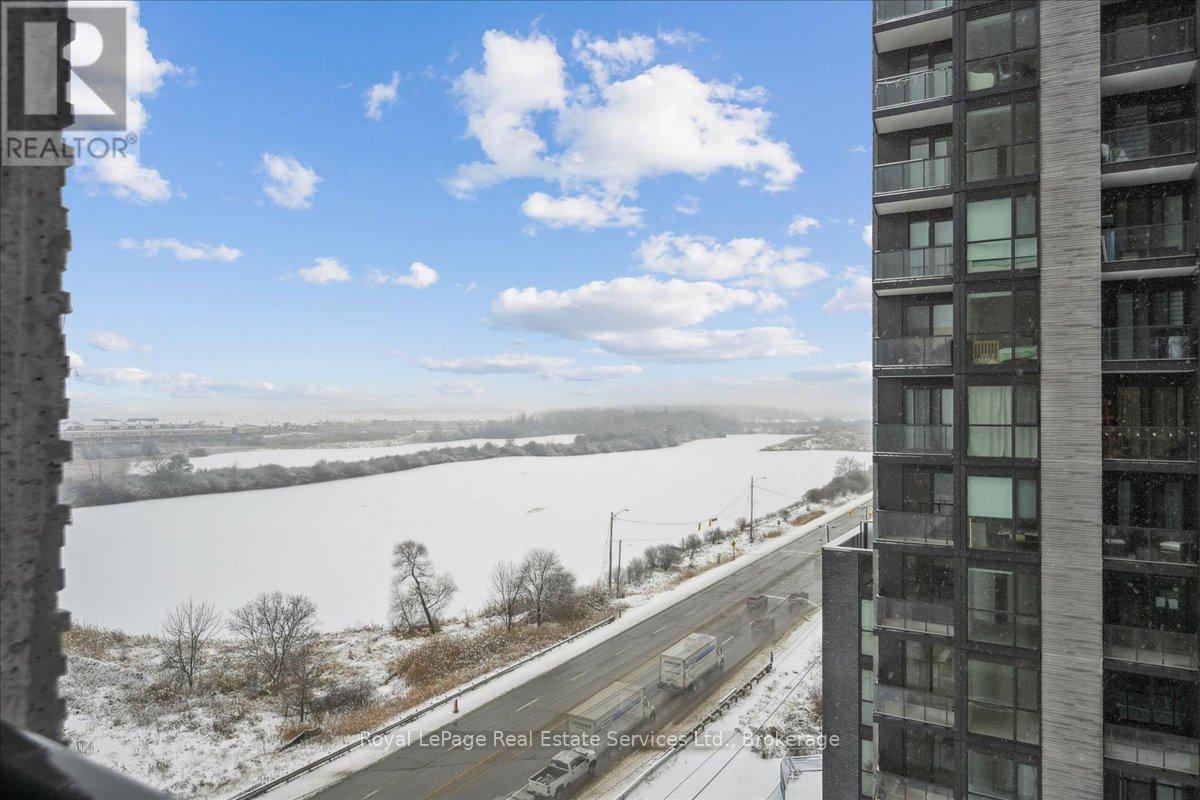 












910B - 3071 TRAFALGAR ROAD

,
Oakville (JM Joshua Meadows),




Ontario
L6H8C6

