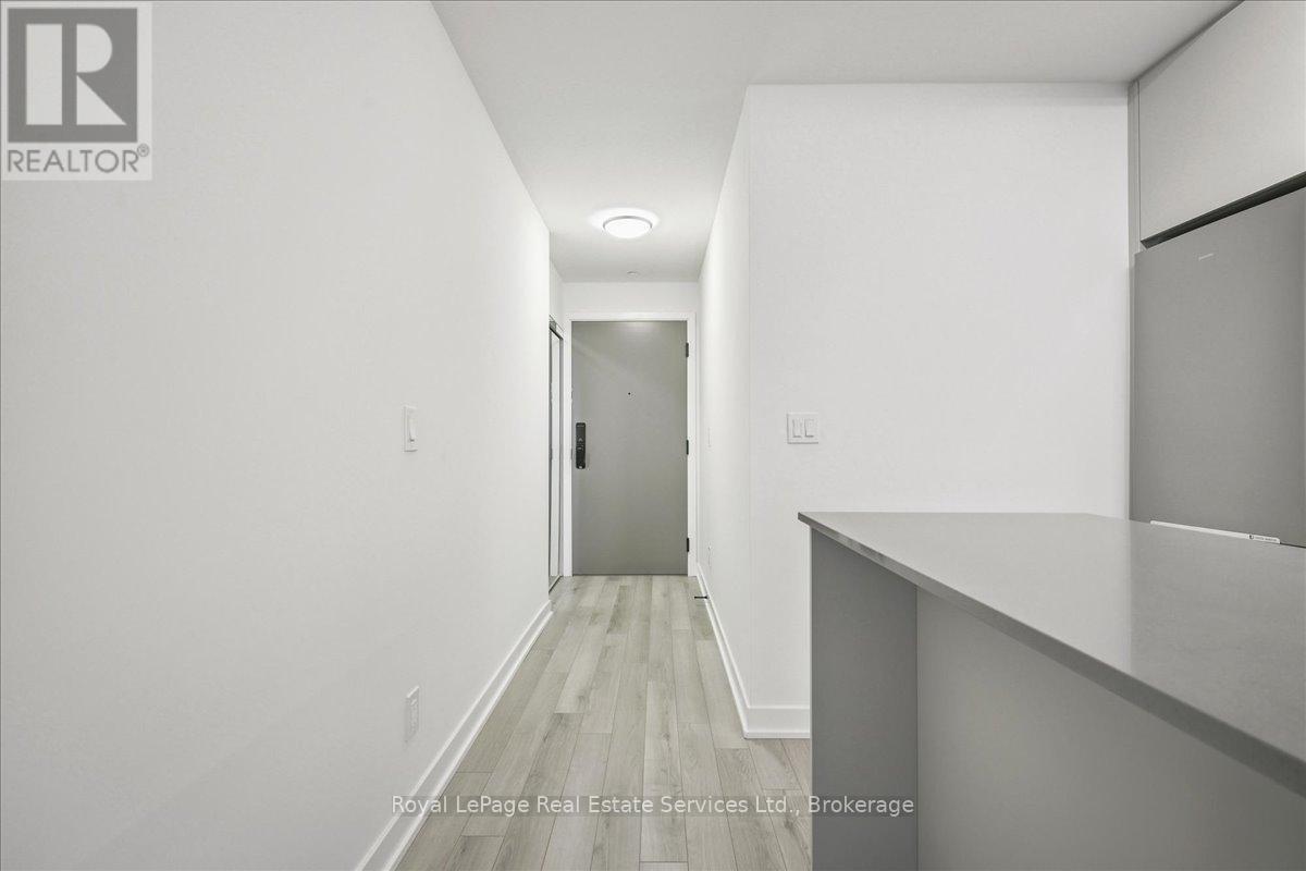 












910B - 3071 TRAFALGAR ROAD

,
Oakville (JM Joshua Meadows),




Ontario
L6H8C6

