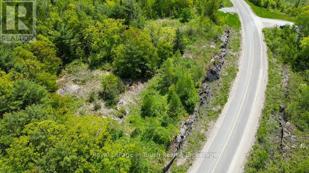 












446 SOUTH BAY ROAD

,
Georgian Bay (Baxter),







Ontario
L0K1S0

