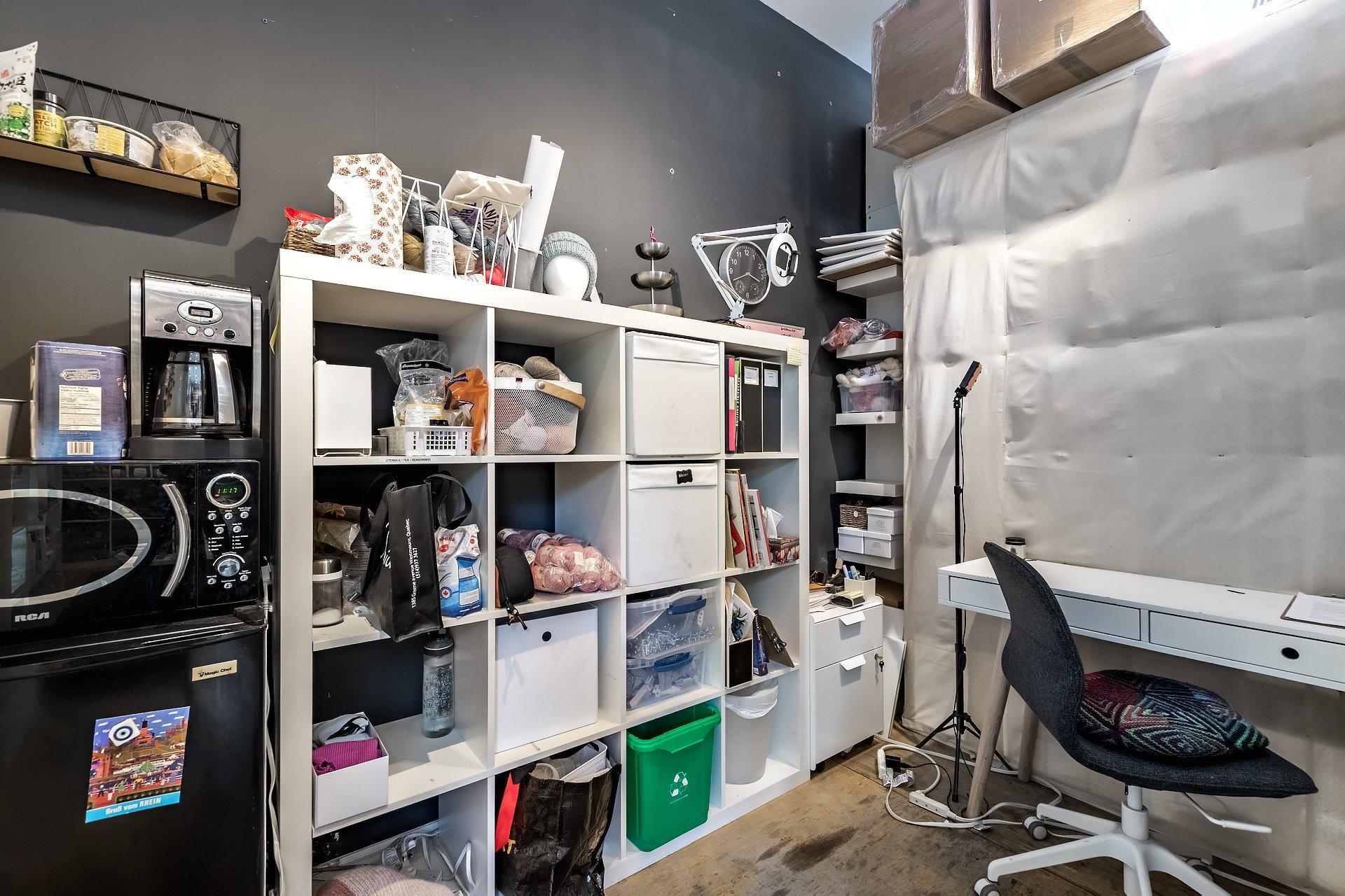 









6050


Av. de Monkland

,
Montréal (Côte-des-Neiges/Notre-Dame-de-Grâce),




QC
H4A1H2

