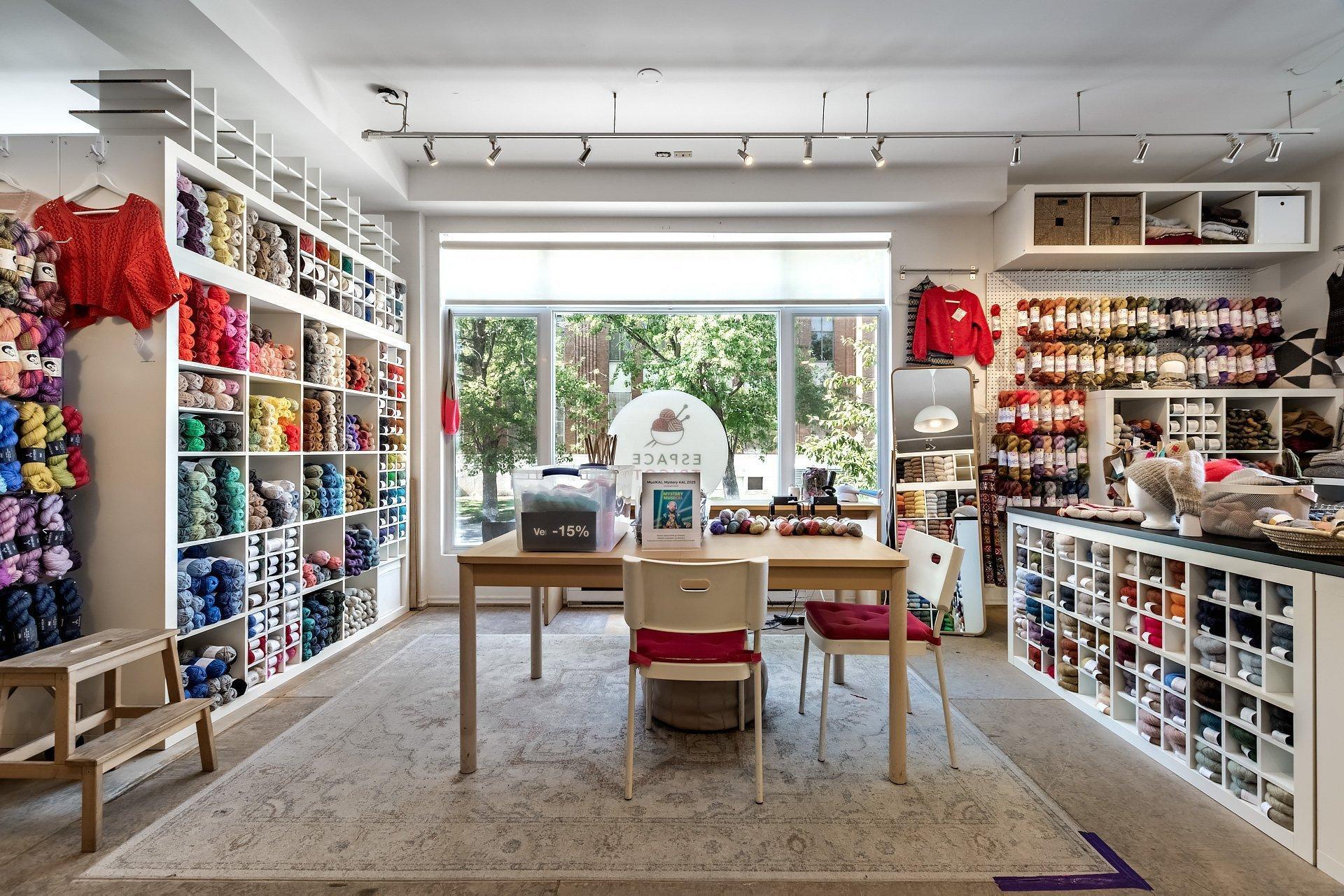 









6050


Av. de Monkland

,
Montréal (Côte-des-Neiges/Notre-Dame-de-Grâce),




QC
H4A1H2

