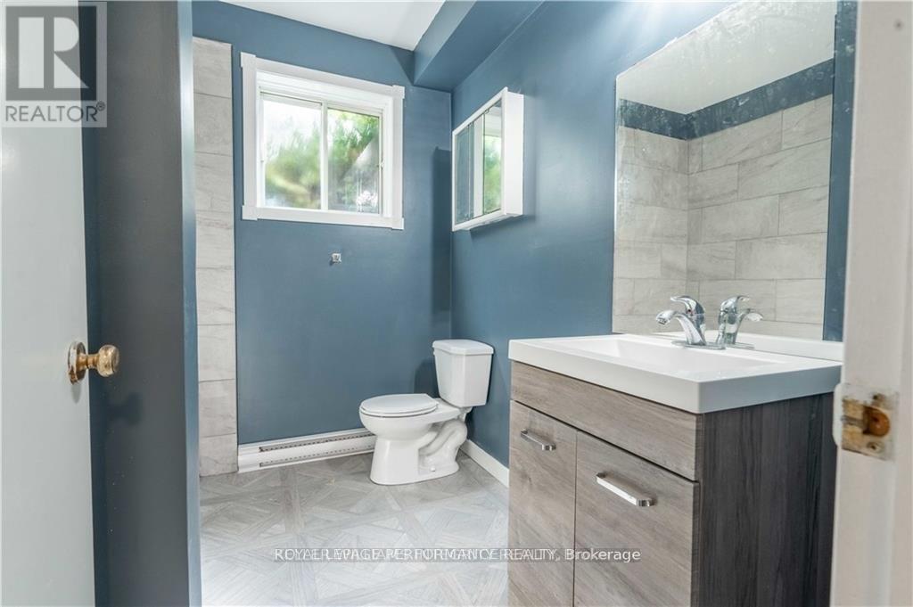 












31 CHURCH STREET

,
North Dundas,




Ontario
K0C1H0

