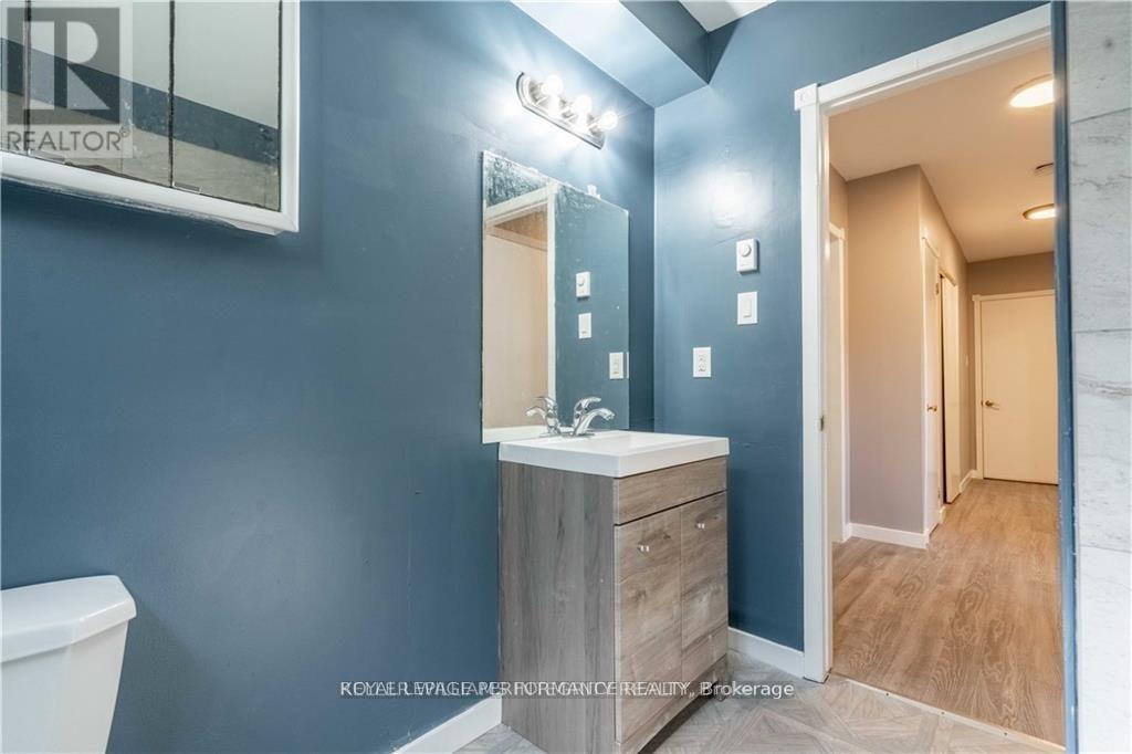 












31 CHURCH STREET

,
North Dundas,




Ontario
K0C1H0

