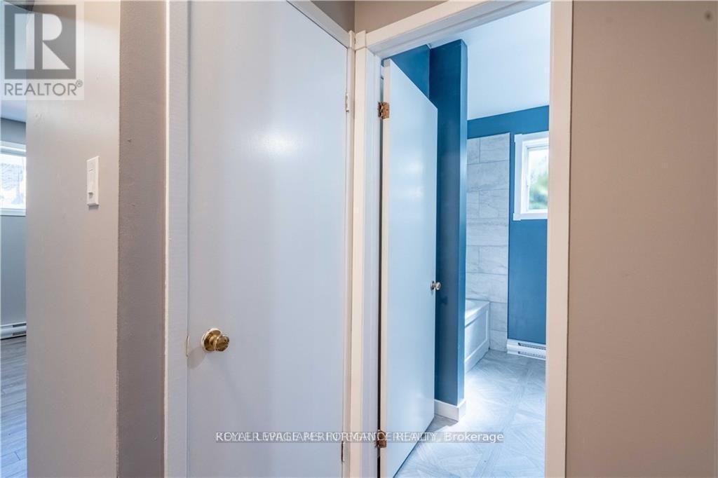 












31 CHURCH STREET

,
North Dundas,




Ontario
K0C1H0

