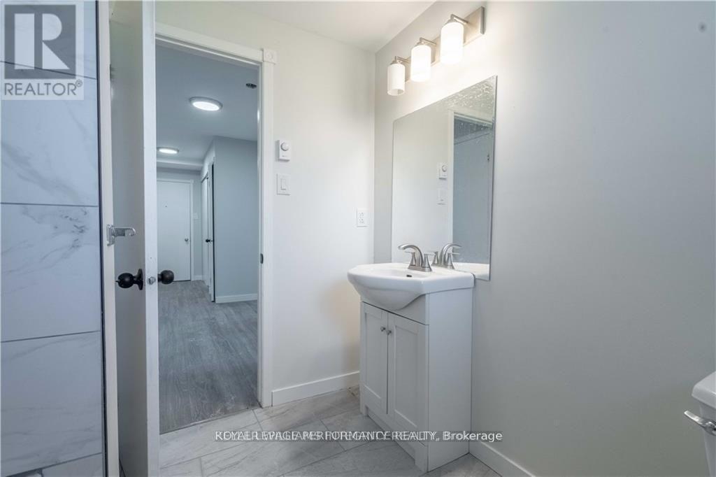 












31 CHURCH STREET

,
North Dundas,




Ontario
K0C1H0

