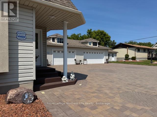 












218 NIPISSING STREET

,
West Nipissing (Sturgeon Falls),




Ontario
P2B1K3

