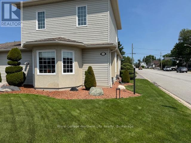 












218 NIPISSING STREET

,
West Nipissing (Sturgeon Falls),




Ontario
P2B1K3

