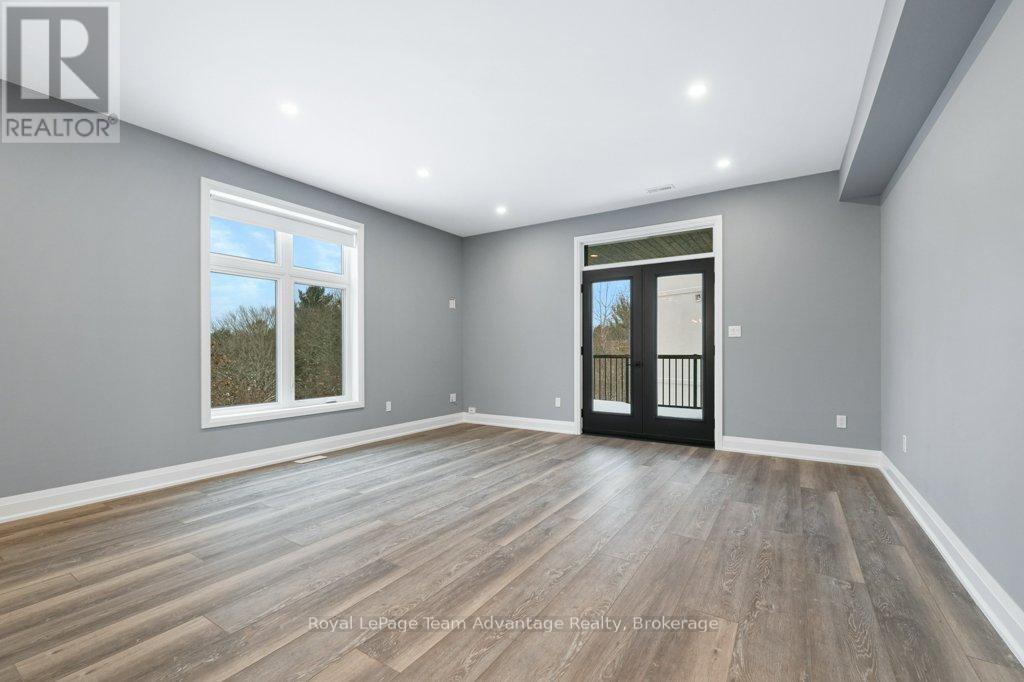 












18 AVERY COURT

,
Parry Sound,




Ontario
P2A3C4

