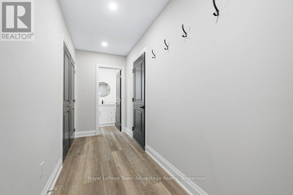 












18 AVERY COURT

,
Parry Sound,




Ontario
P2A3C4

