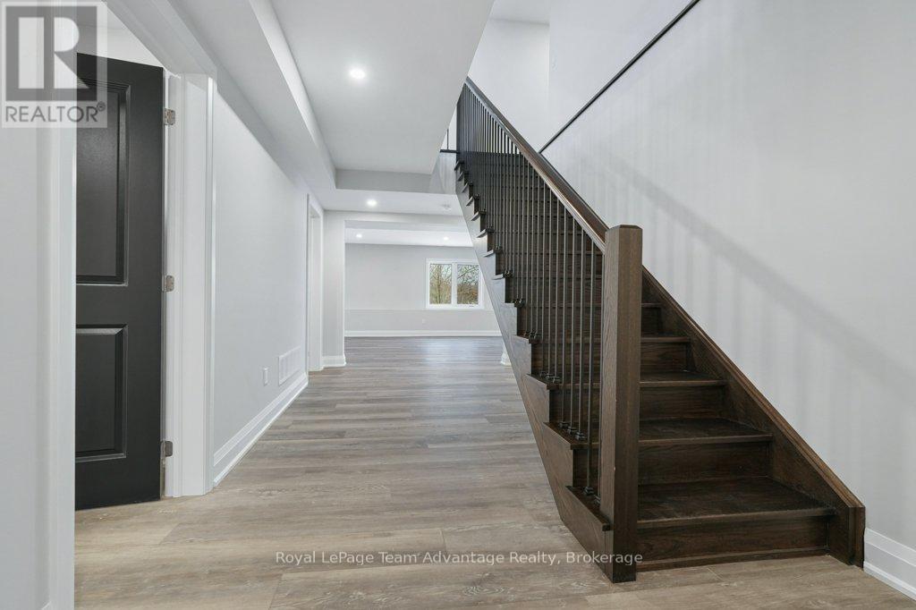 












18 AVERY COURT

,
Parry Sound,




Ontario
P2A3C4

