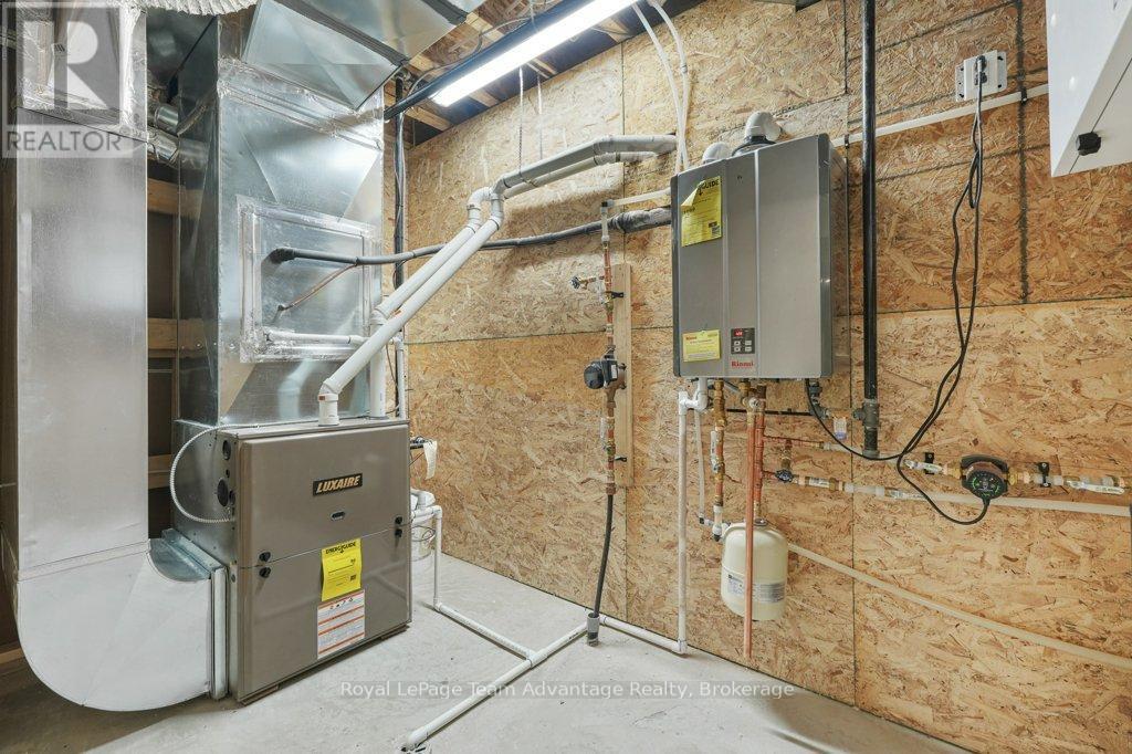 












18 AVERY COURT

,
Parry Sound,




Ontario
P2A3C4

