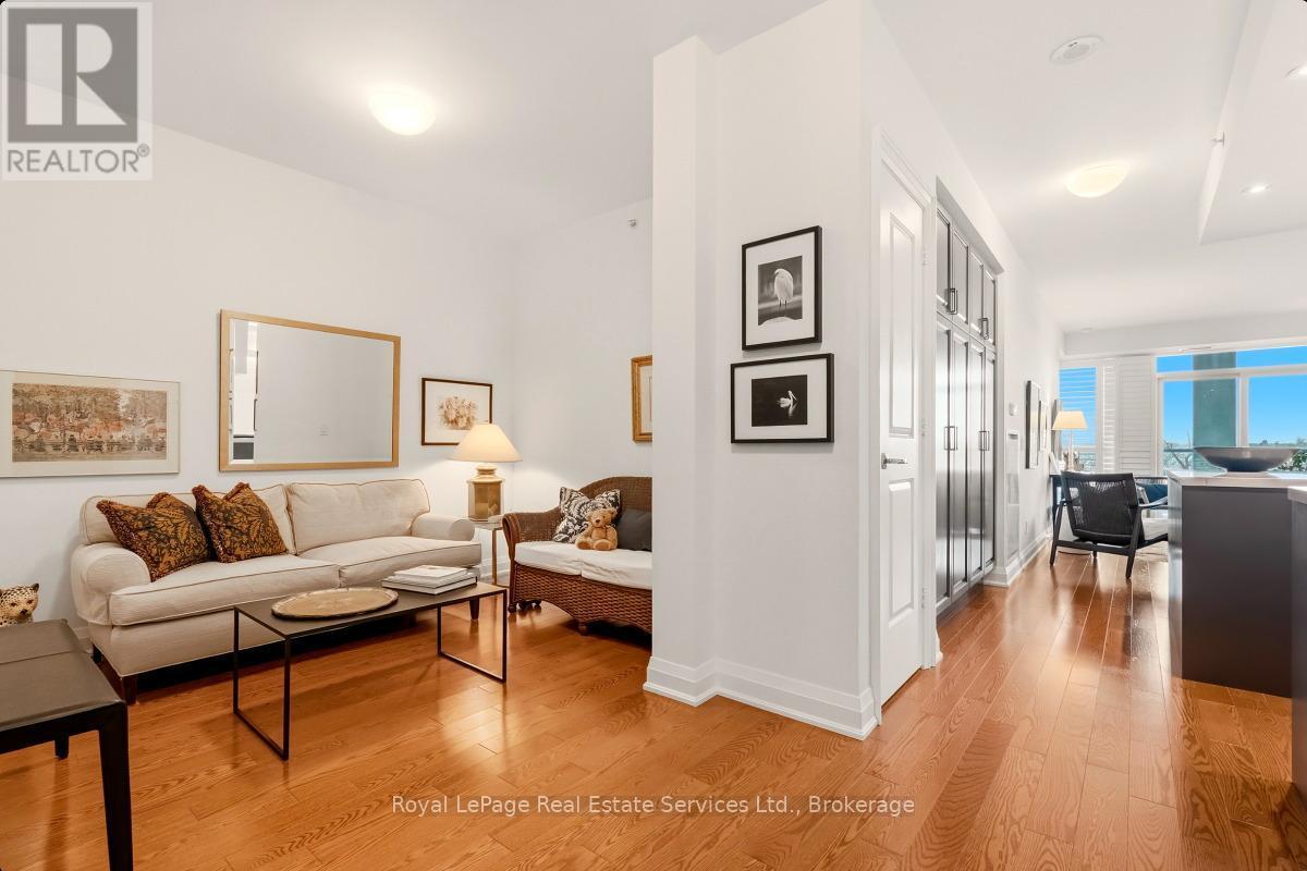 












508 - 11 BRONTE ROAD

,
Oakville (BR Bronte),




Ontario
L6L0E1

