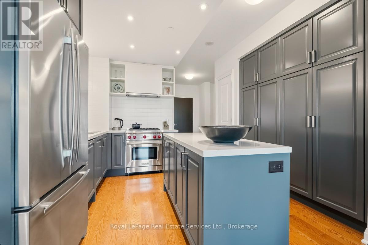 












508 - 11 BRONTE ROAD

,
Oakville (BR Bronte),




Ontario
L6L0E1

