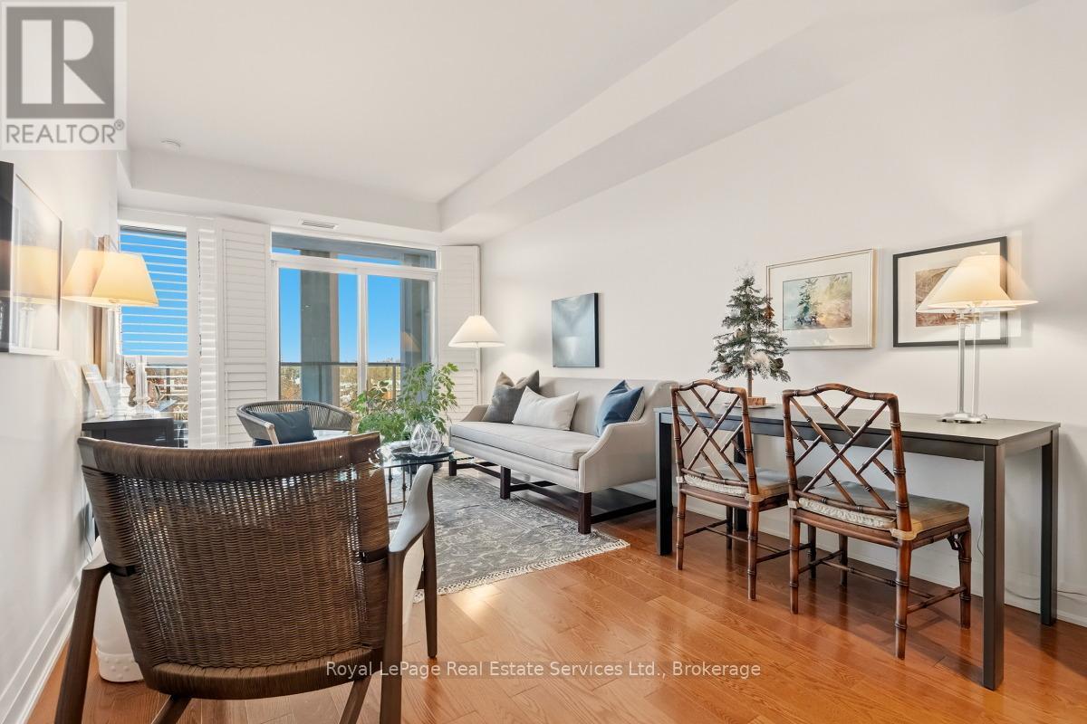 












508 - 11 BRONTE ROAD

,
Oakville (BR Bronte),




Ontario
L6L0E1

