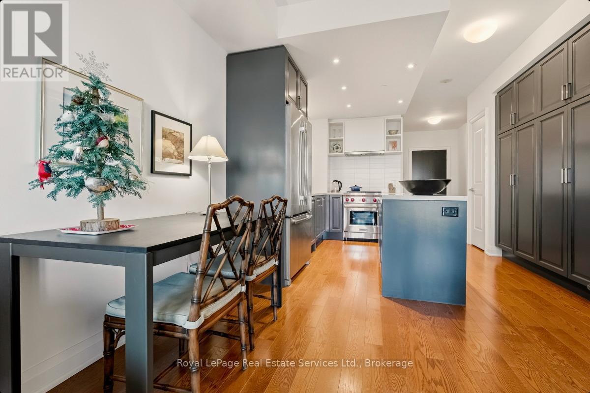 












508 - 11 BRONTE ROAD

,
Oakville (BR Bronte),




Ontario
L6L0E1

