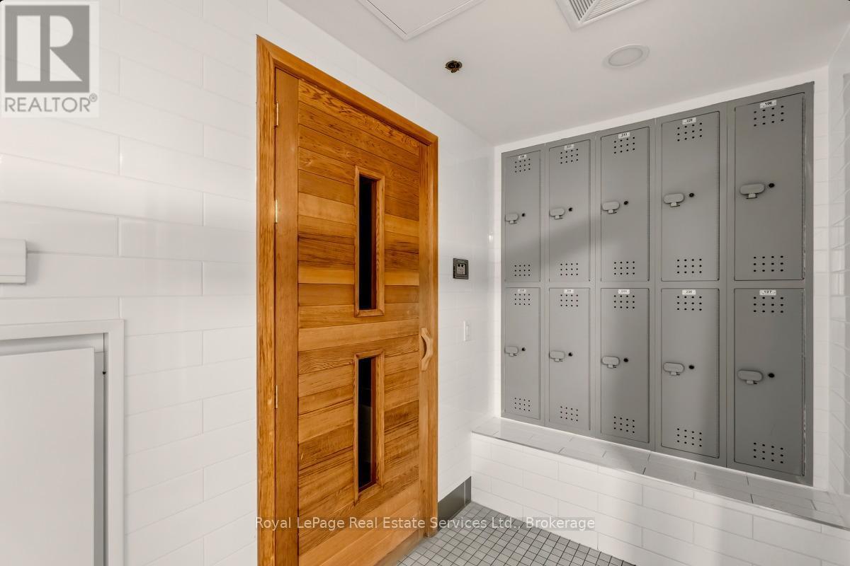 












508 - 11 BRONTE ROAD

,
Oakville (BR Bronte),




Ontario
L6L0E1

