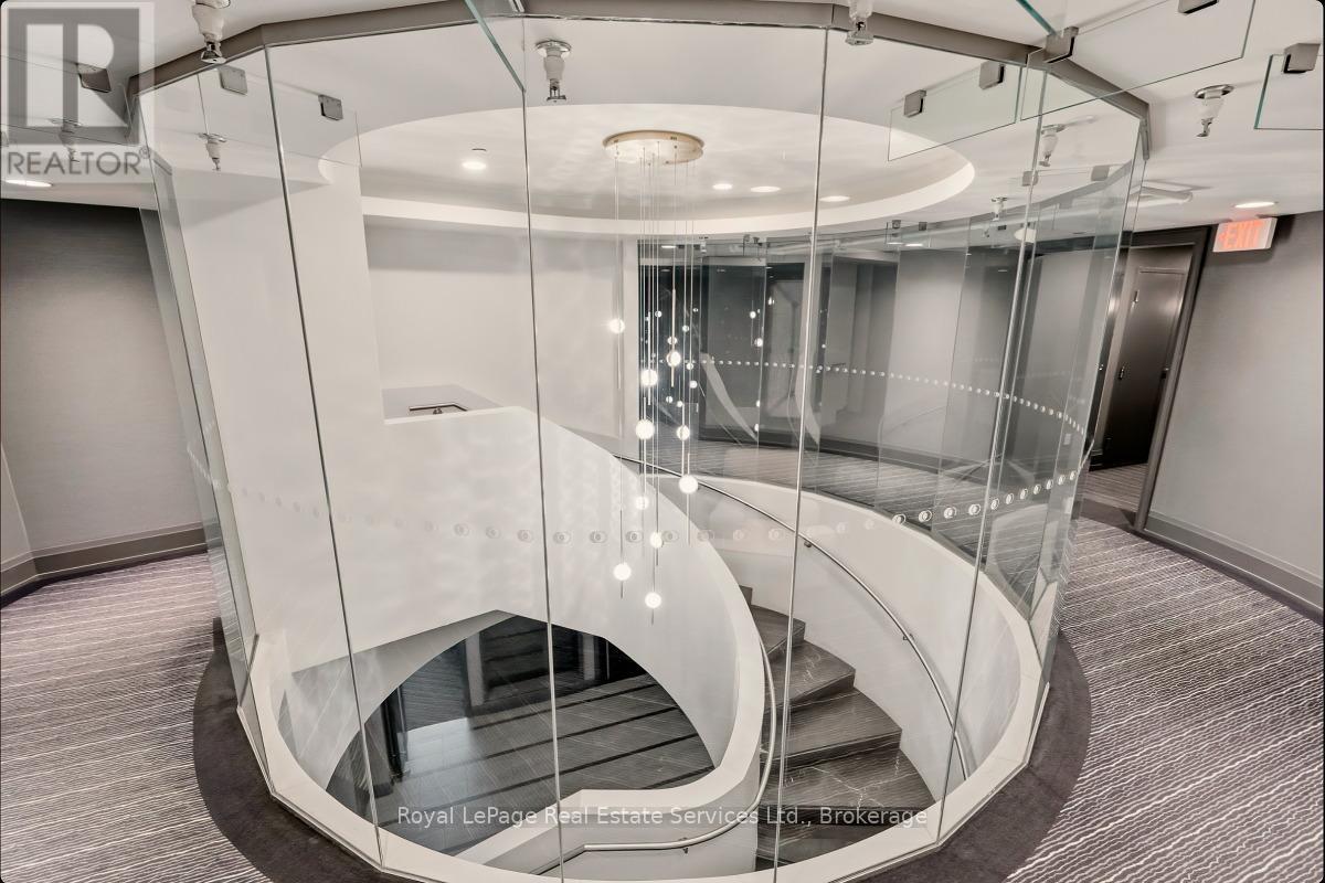 












508 - 11 BRONTE ROAD

,
Oakville (BR Bronte),




Ontario
L6L0E1

