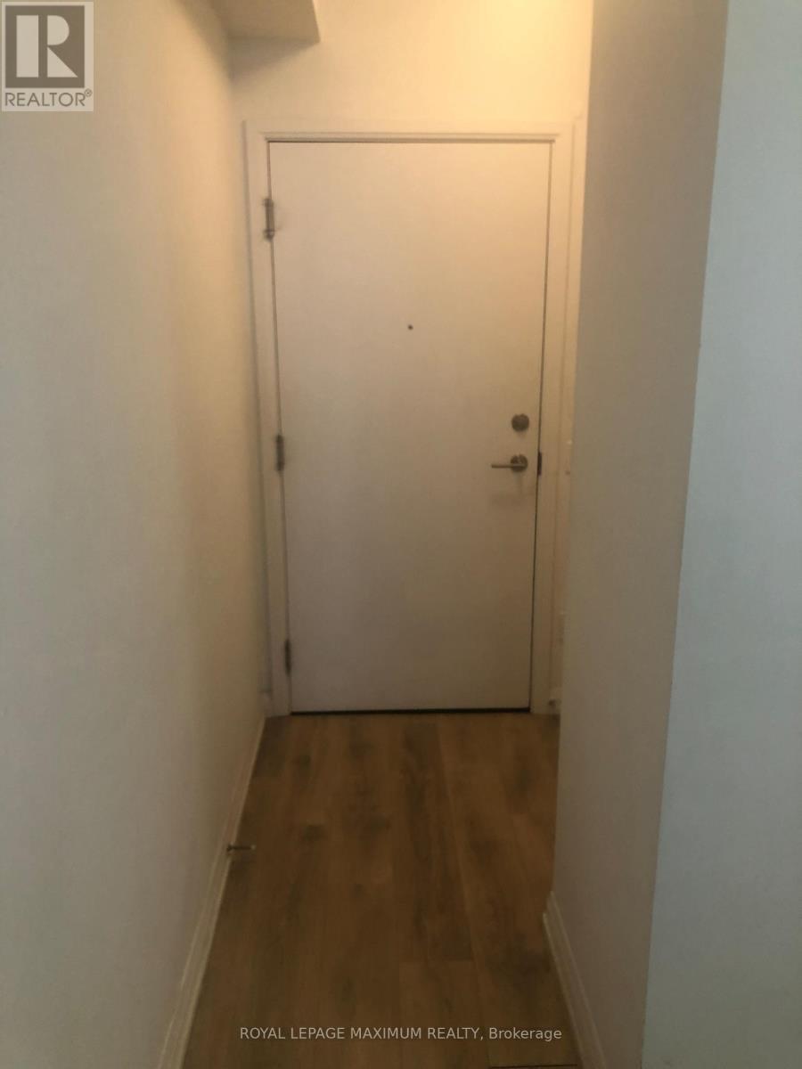 












3212 - 7895 JANE STREET

,
Vaughan,




Ontario
L4K2M7

