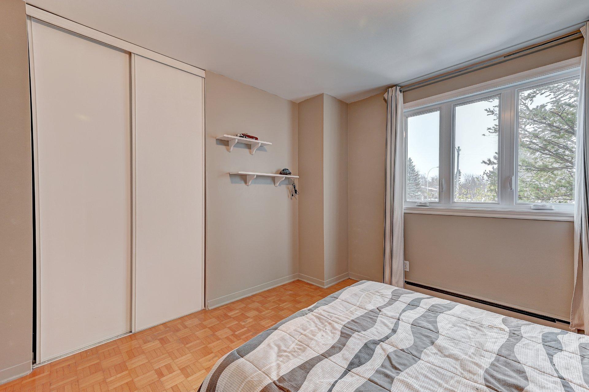 









176


Rue Berger

,
Saint-Constant,




QC
J5A2C7

