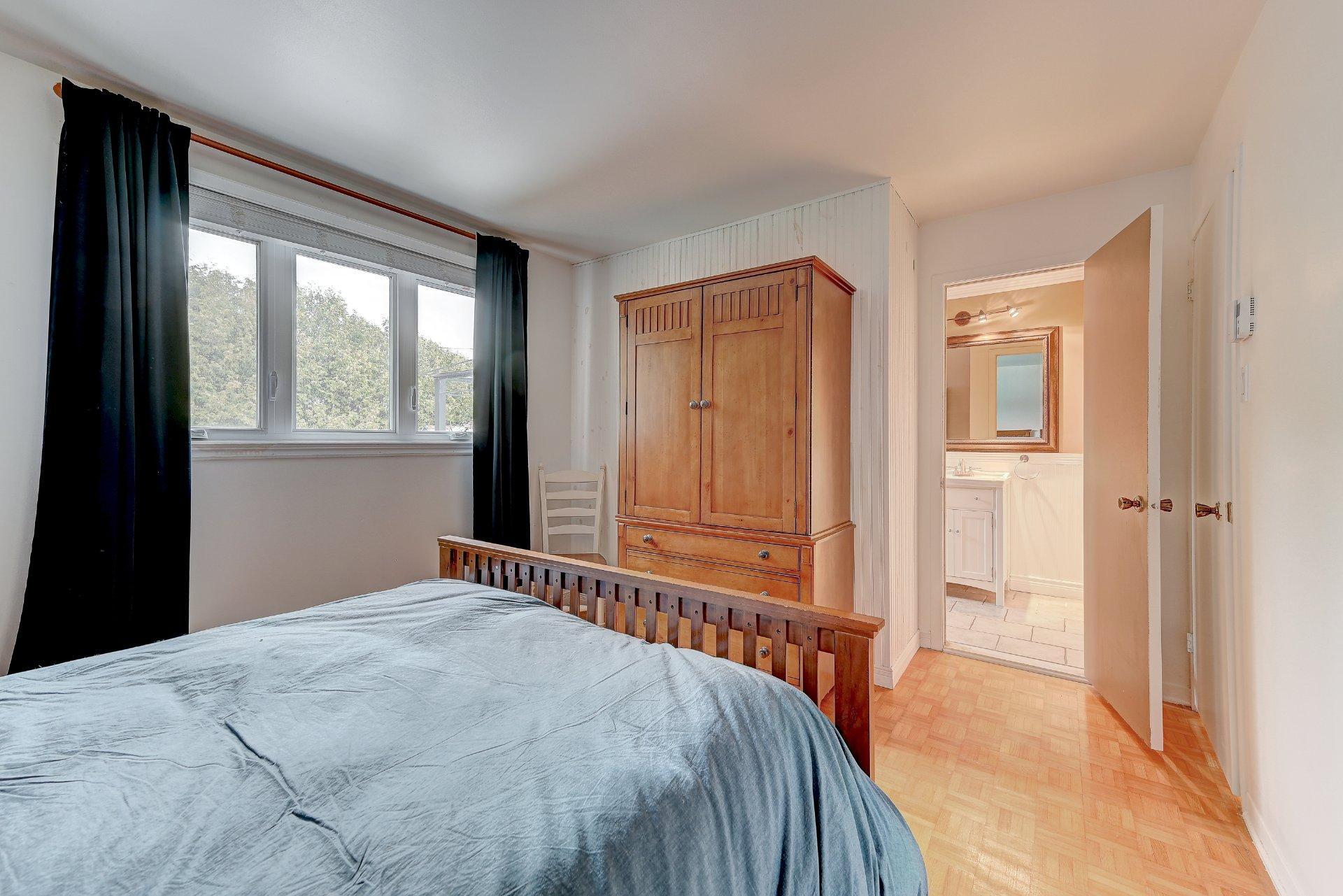 









176


Rue Berger

,
Saint-Constant,




QC
J5A2C7

