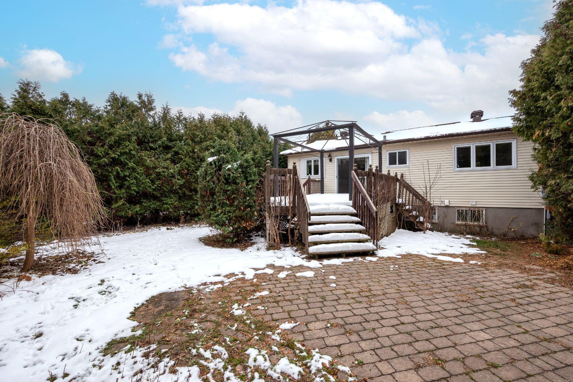 









176


Rue Berger

,
Saint-Constant,




QC
J5A2C7

