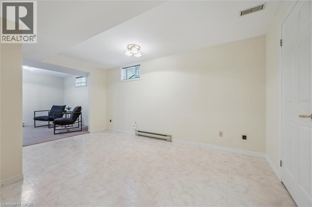 












43 BRADY Lane

,
Guelph,




Ontario
N1L1A4

