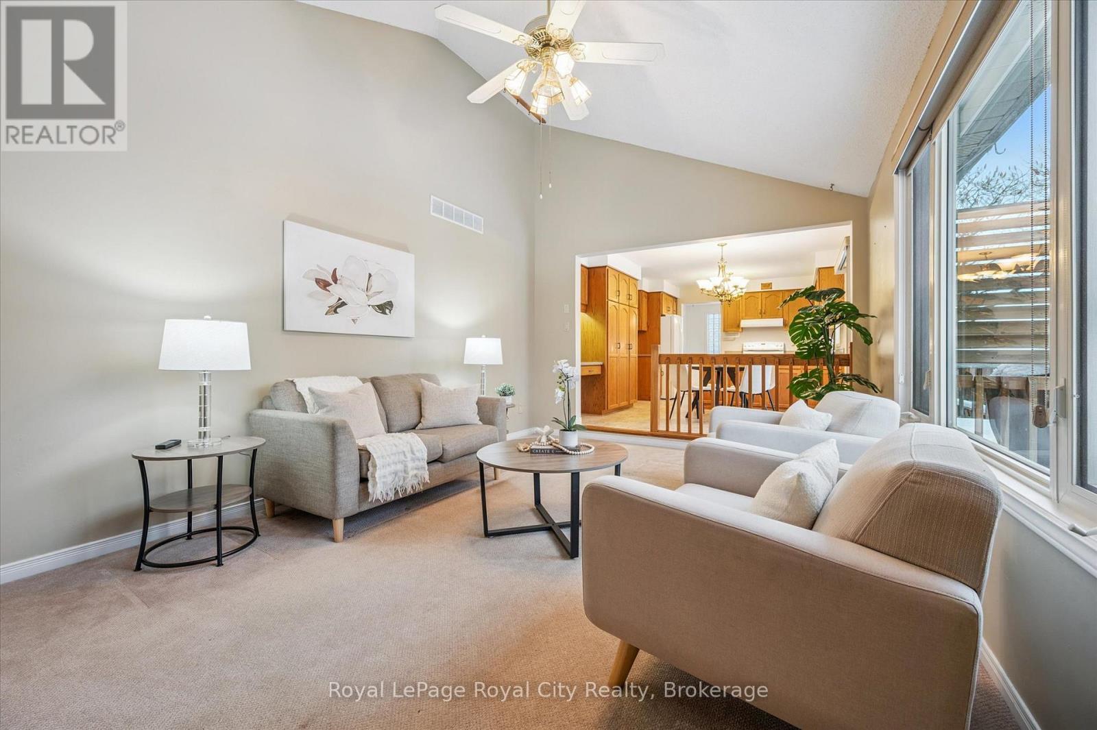 












43 BRADY LANE

,
Guelph (Kortright East),




Ontario
N1L1A4

