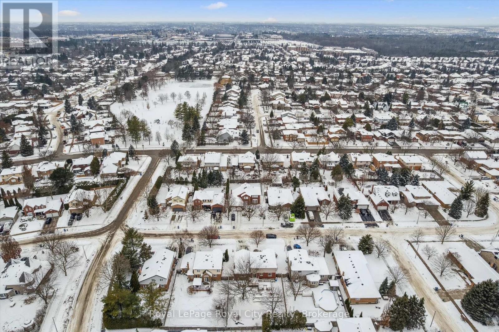 












43 BRADY LANE

,
Guelph (Kortright East),




Ontario
N1L1A4

