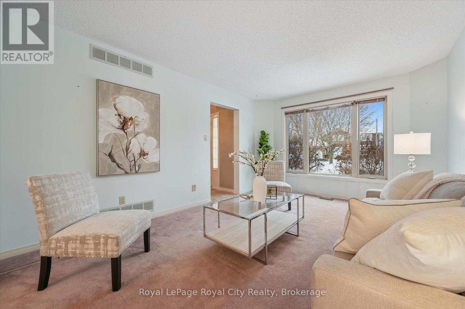 












43 BRADY LANE

,
Guelph (Kortright East),




Ontario
N1L1A4

