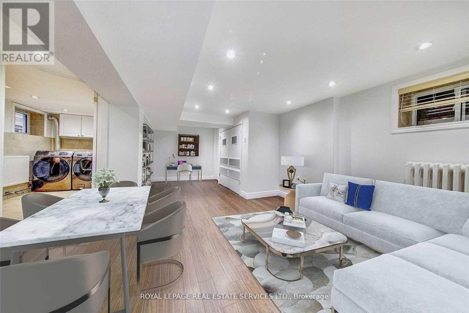 












LOWER - 87 DAWES ROAD

,
Toronto,




Ontario
M4C5B2

