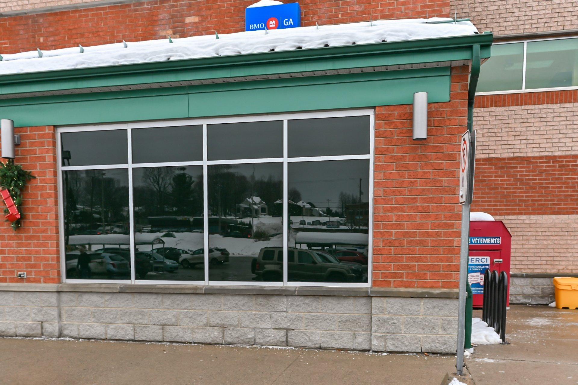 









1085


Boul. Roland-Godard

,
Saint-Jérôme,




QC
J7Y4E2

