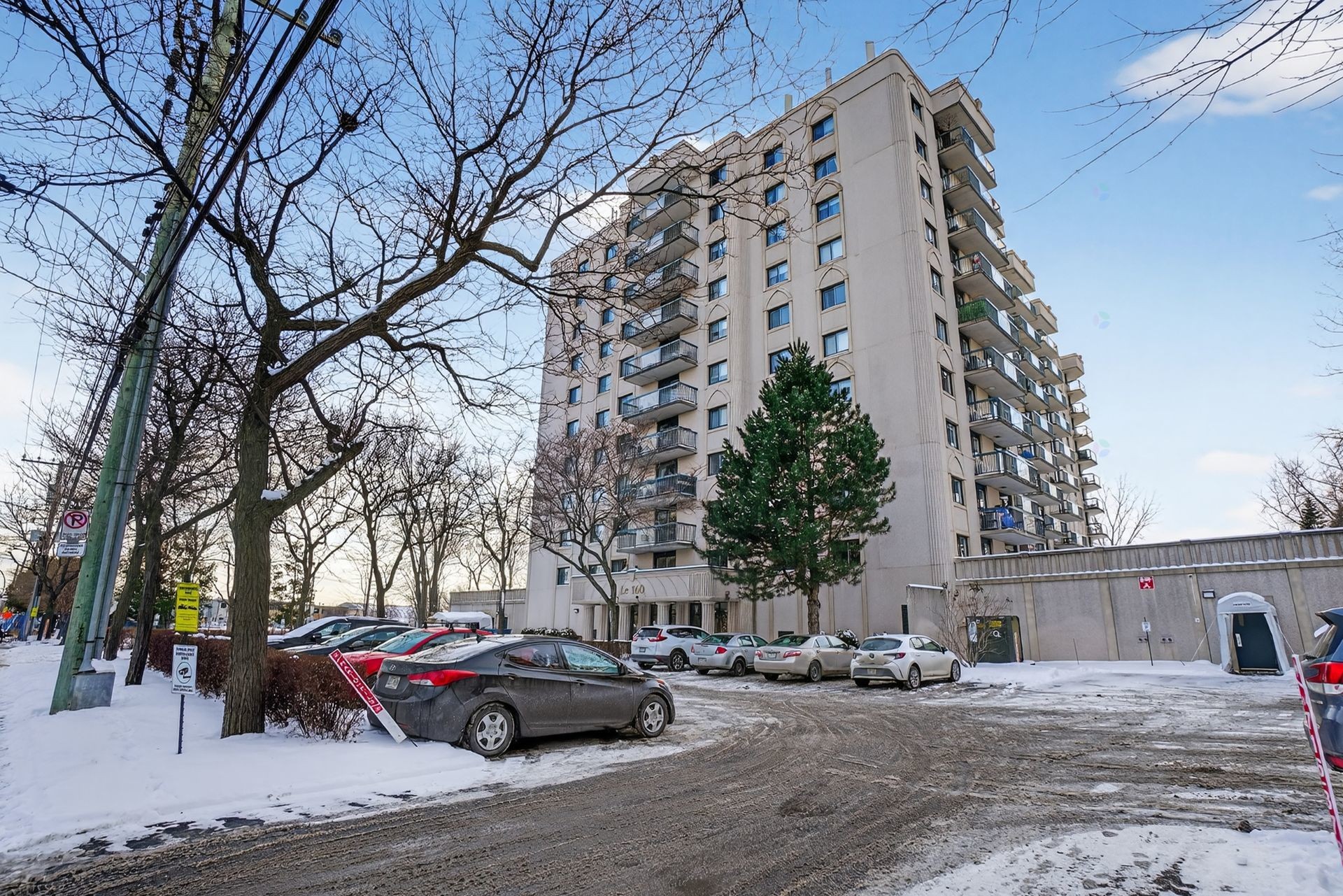 









160


Ch. de la Rive-Boisée

, 702,
Montréal (Pierrefonds-Roxboro),




QC
H8Z3L2

