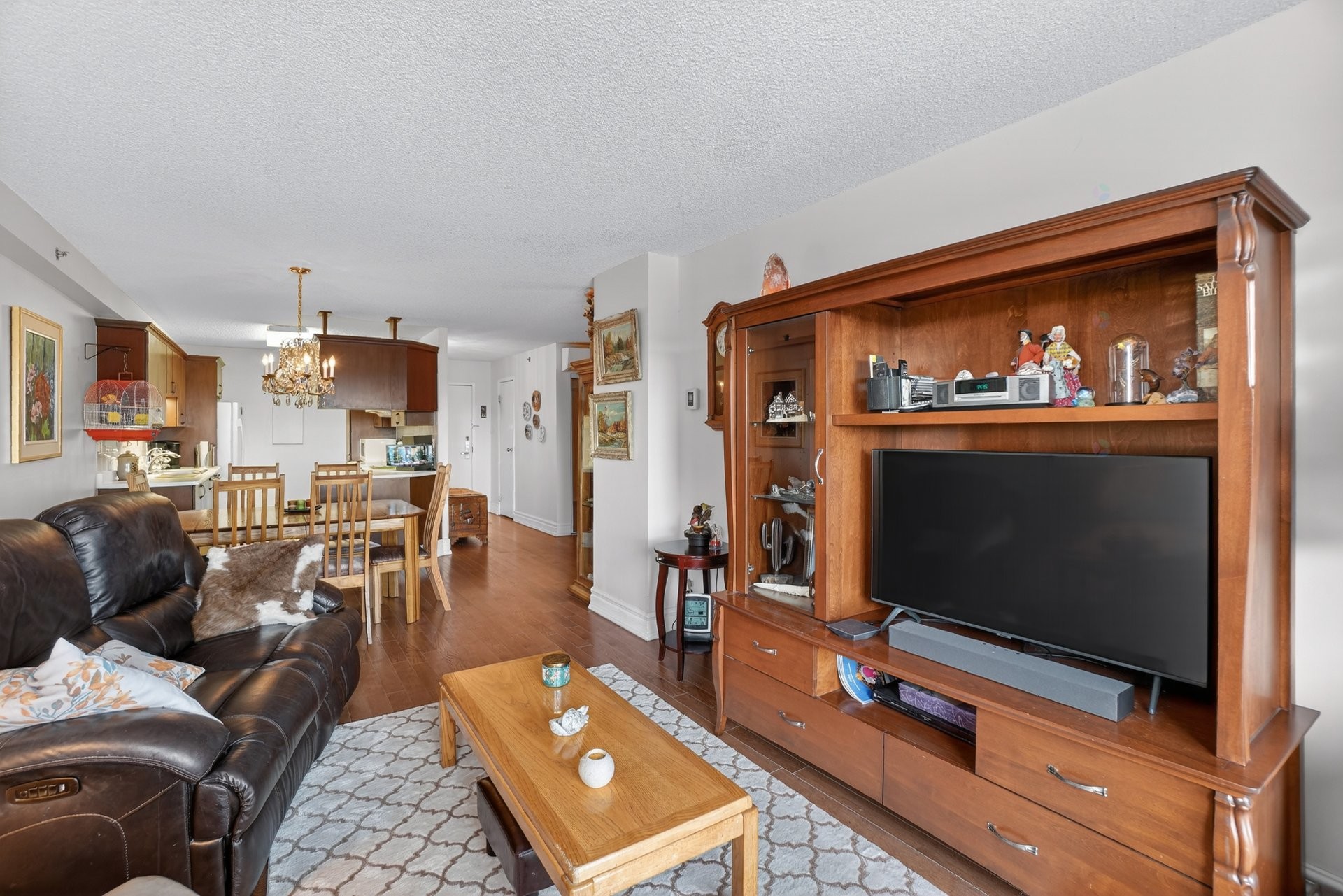 









160


Ch. de la Rive-Boisée

, 702,
Montréal (Pierrefonds-Roxboro),




QC
H8Z3L2

